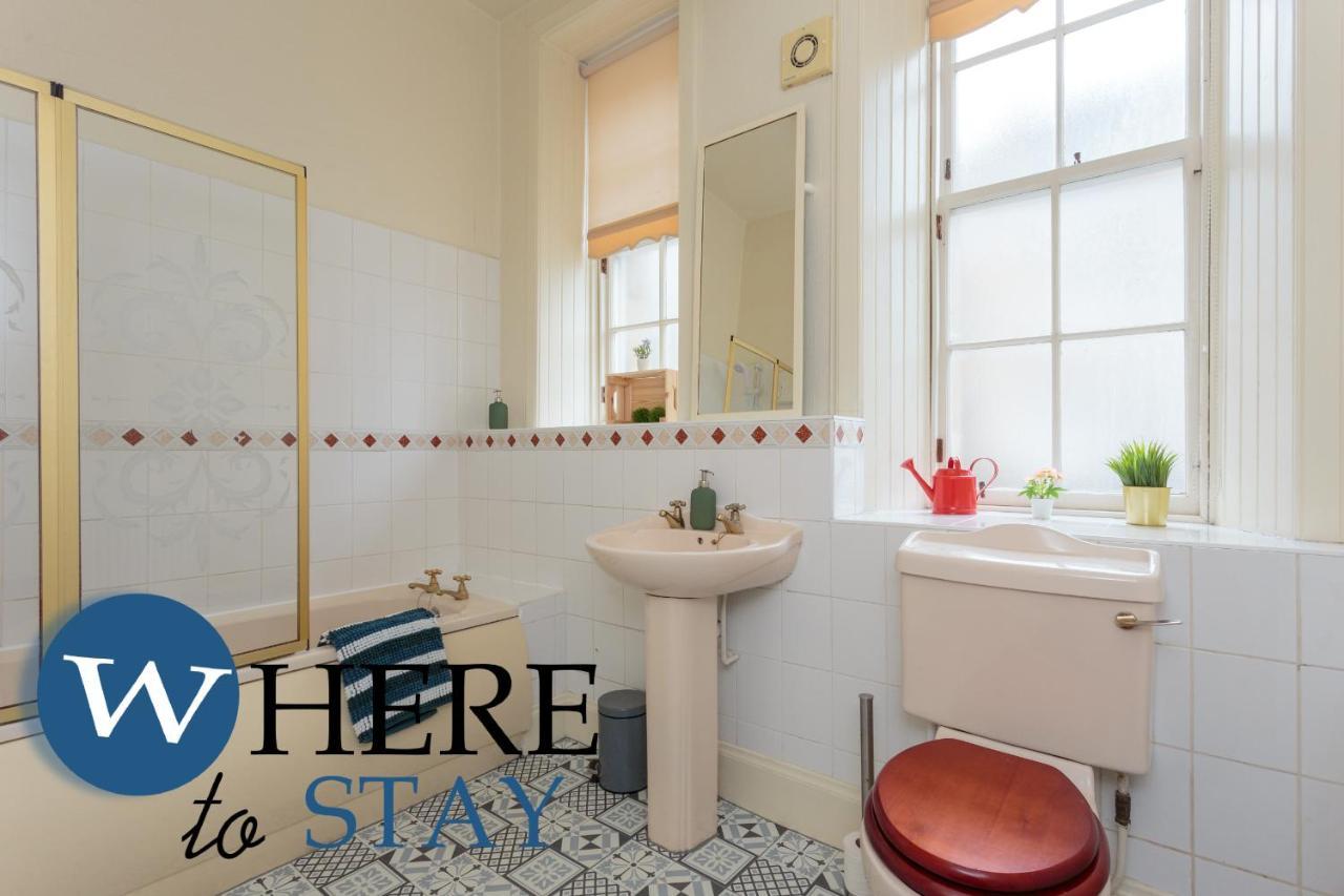2 Bedroom Victorian In Leith Appartement *